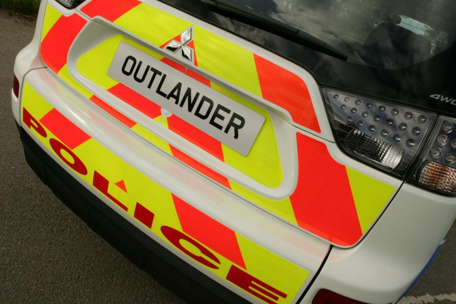  Mitsubishi Outlander UK Police Car 2008 года  (фото 5 из 11)